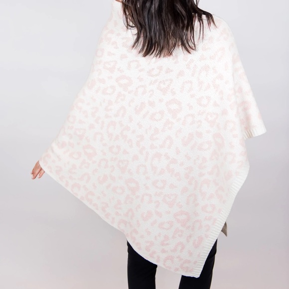 Pudu’s Faux Cashmere Poncho ~ Pink Cheetah Print - Picture 2 of 2
